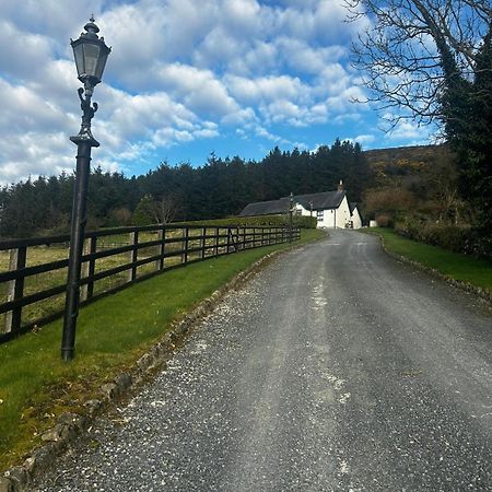 Yewwood Cottage ニューリー エクステリア 写真